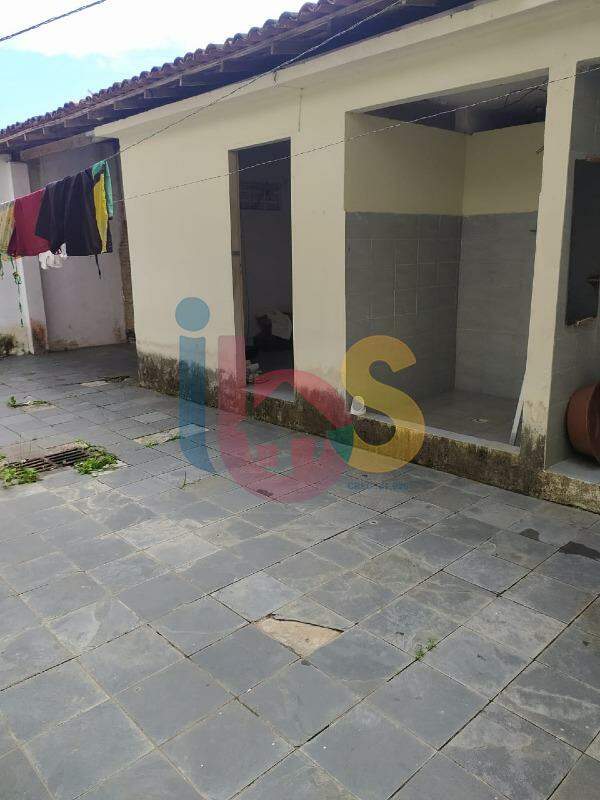 Casa à venda com 3 quartos, 250m² - Foto 17