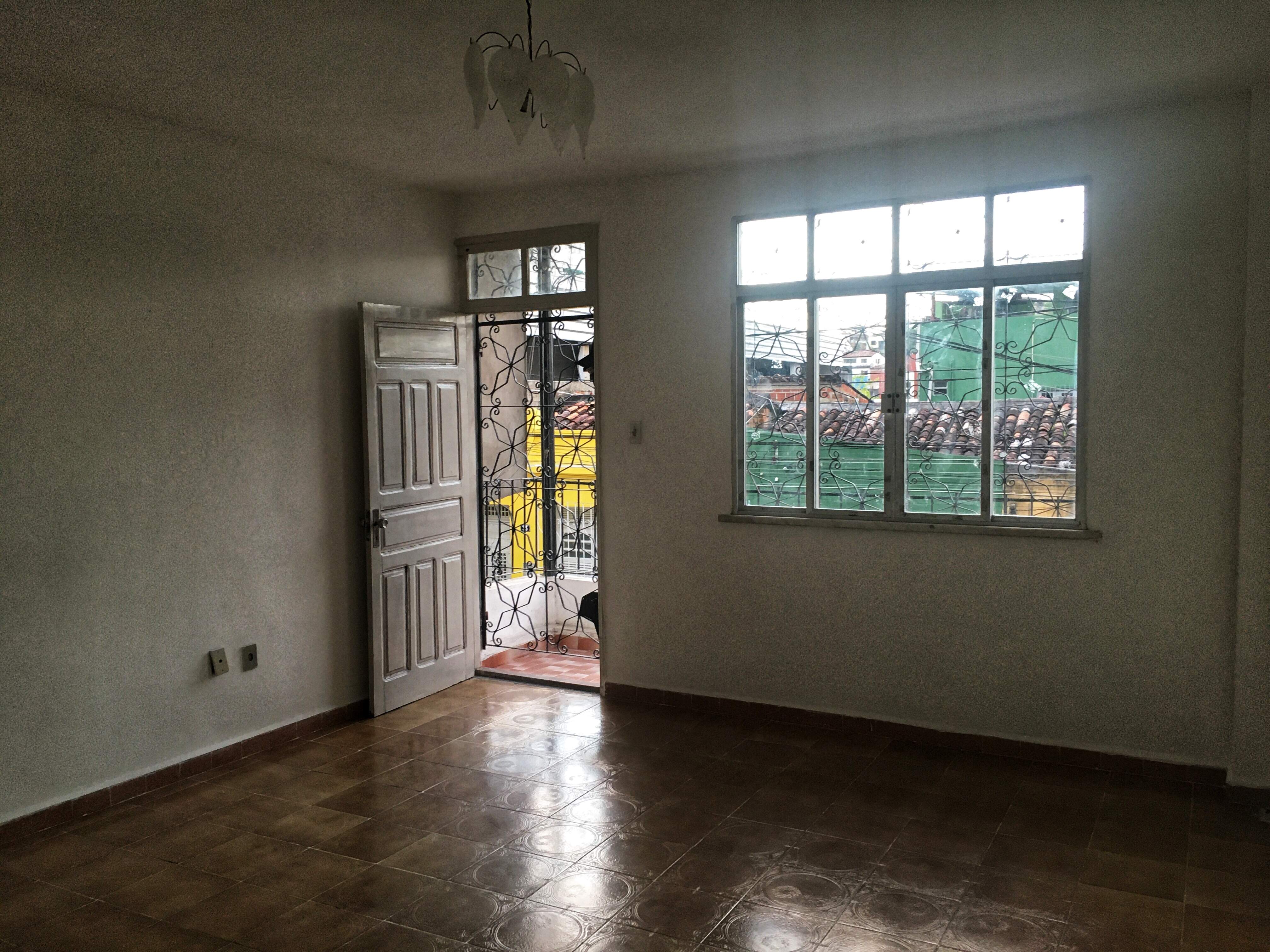 Apartamento à venda com 2 quartos, 110m² - Foto 1