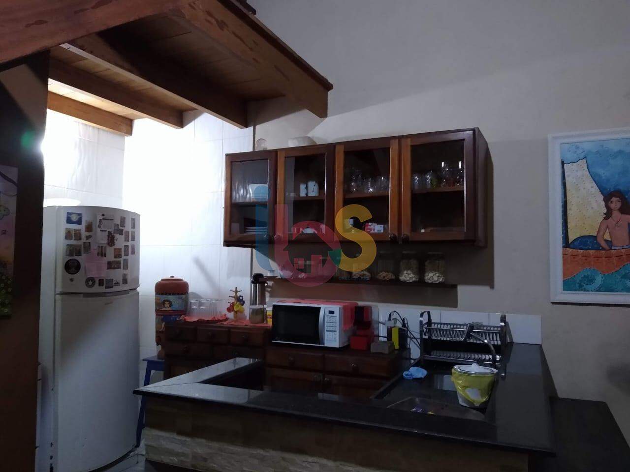 Casa à venda com 3 quartos, 150m² - Foto 9