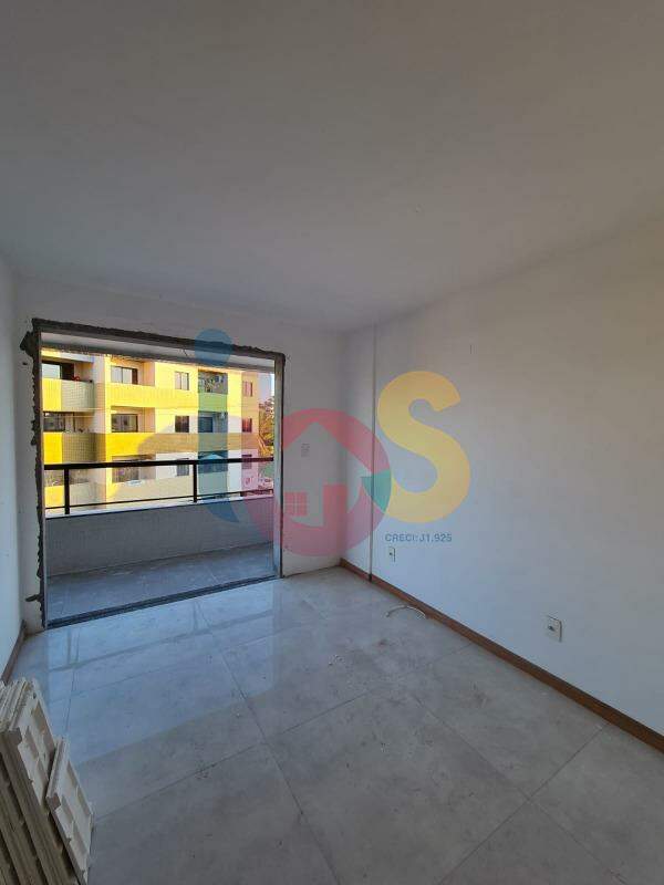 Apartamento à venda com 2 quartos, 62m² - Foto 2