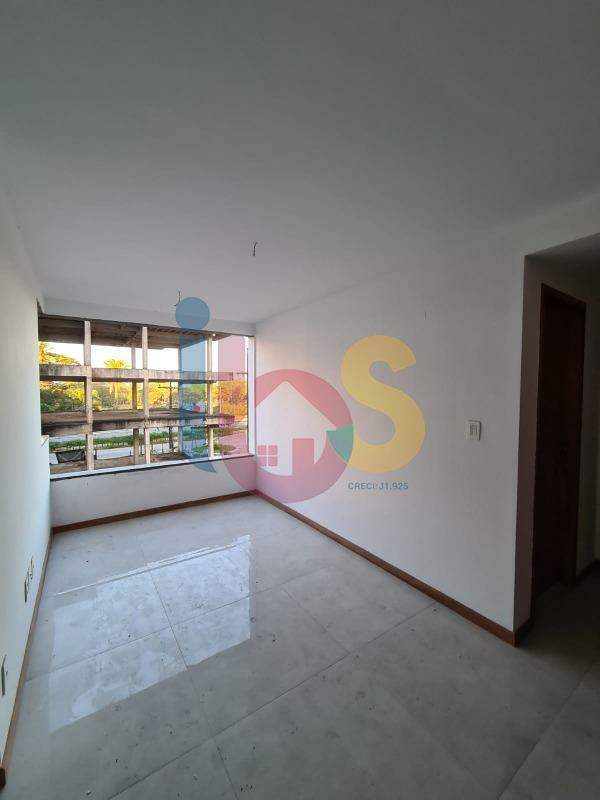 Apartamento à venda com 2 quartos, 62m² - Foto 3