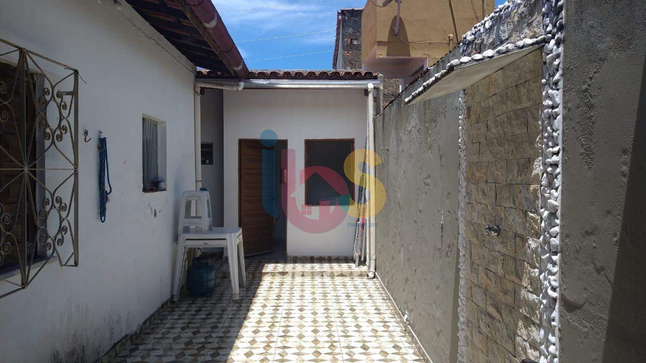 Casa à venda com 3 quartos, 80m² - Foto 13