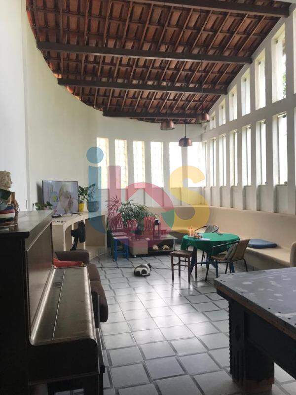 Casa à venda com 7 quartos, 440m² - Foto 3