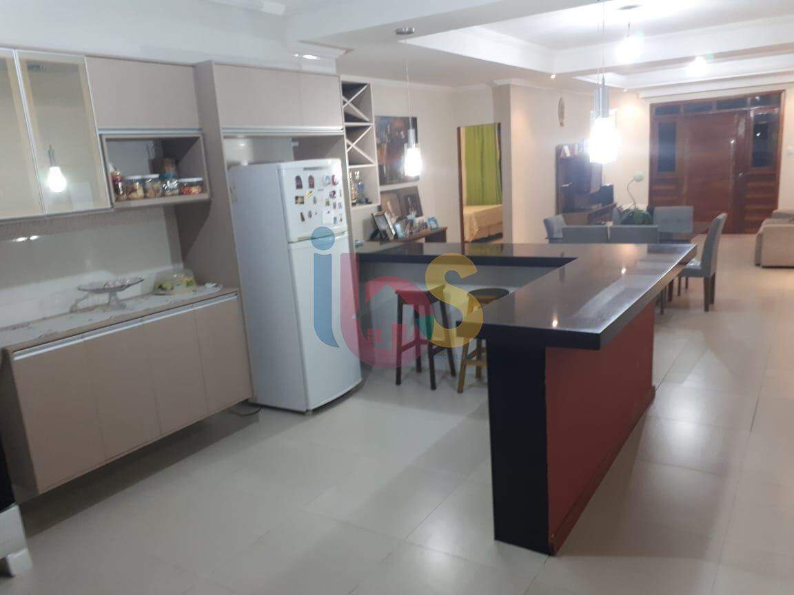 Casa à venda com 4 quartos, 150m² - Foto 12