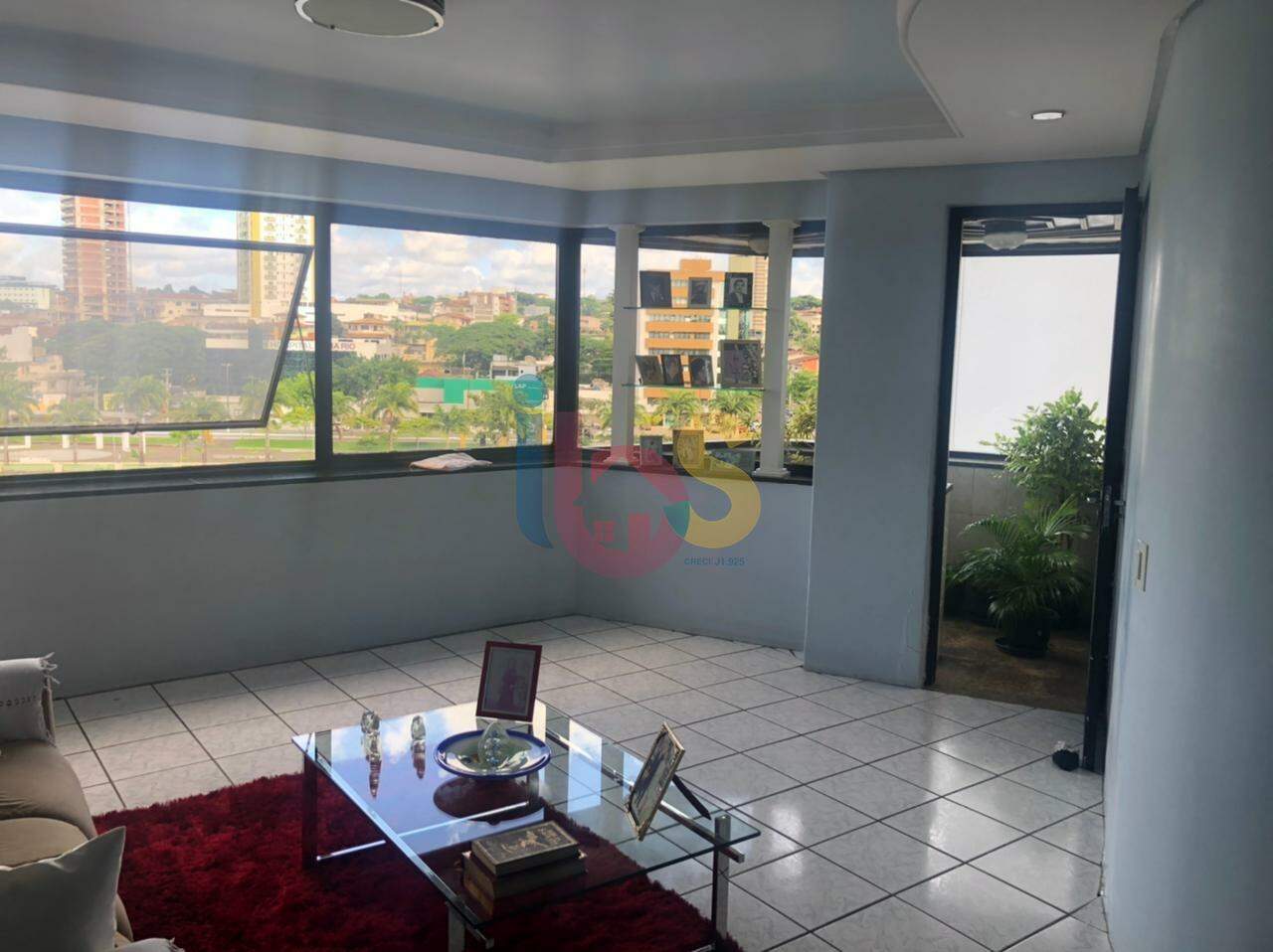 Apartamento à venda com 3 quartos, 173m² - Foto 10