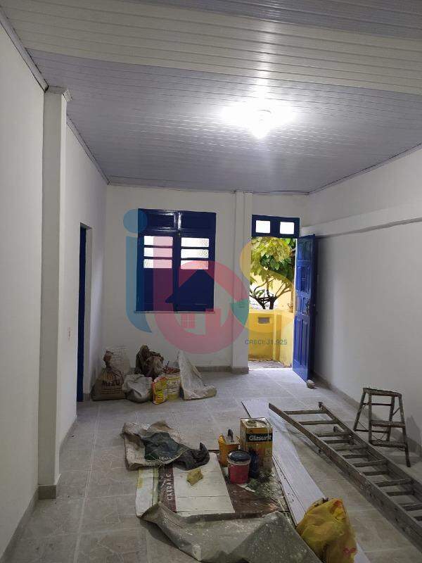 Casa à venda com 4 quartos, 148m² - Foto 4