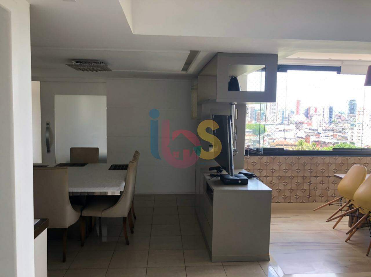 Apartamento à venda com 3 quartos, 202m² - Foto 5