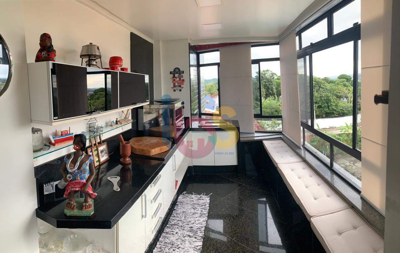 Apartamento à venda com 3 quartos, 160m² - Foto 4