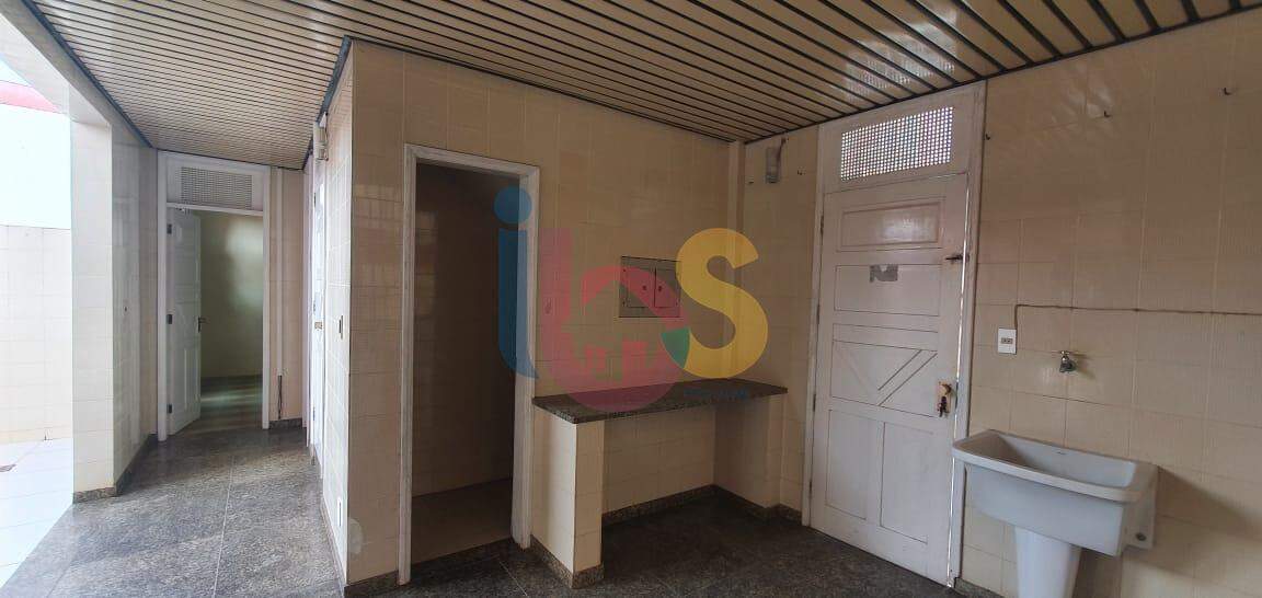 Casa, 4 quartos, 450 m² - Foto 22