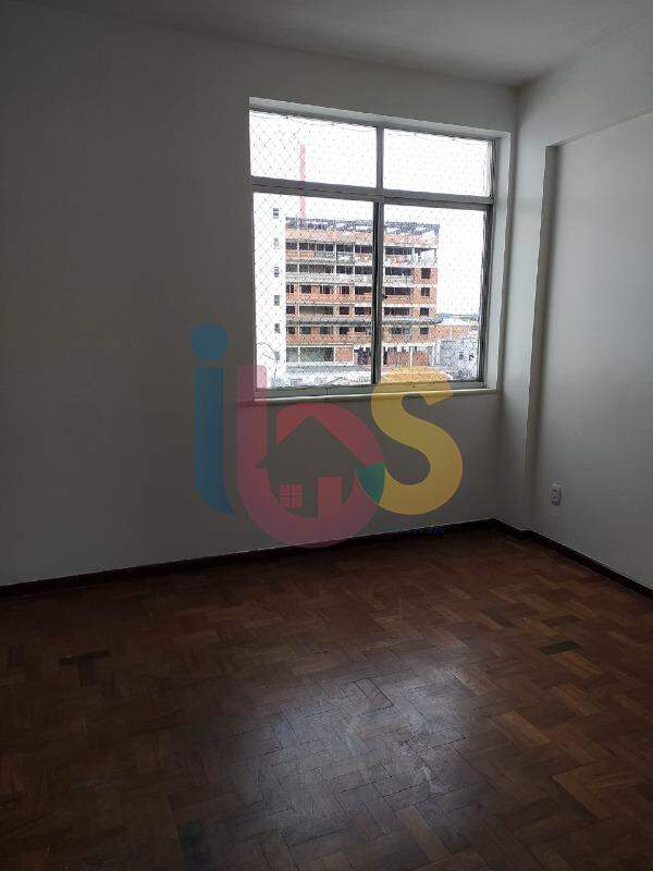 Apartamento à venda com 2 quartos, 80m² - Foto 9