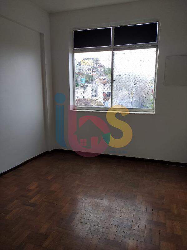 Apartamento à venda com 2 quartos, 80m² - Foto 11