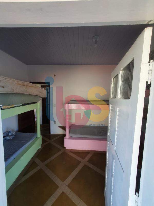 Casa à venda com 5 quartos, 320m² - Foto 12