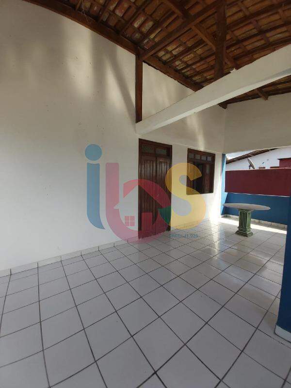 Casa à venda com 5 quartos, 200m² - Foto 16