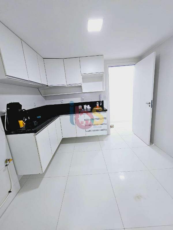 Apartamento à venda com 3 quartos, 105m² - Foto 17