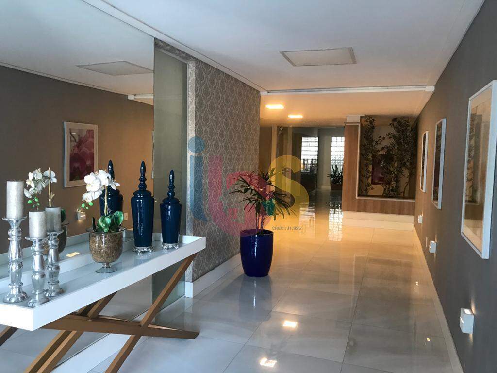 Apartamento à venda com 3 quartos, 160m² - Foto 6