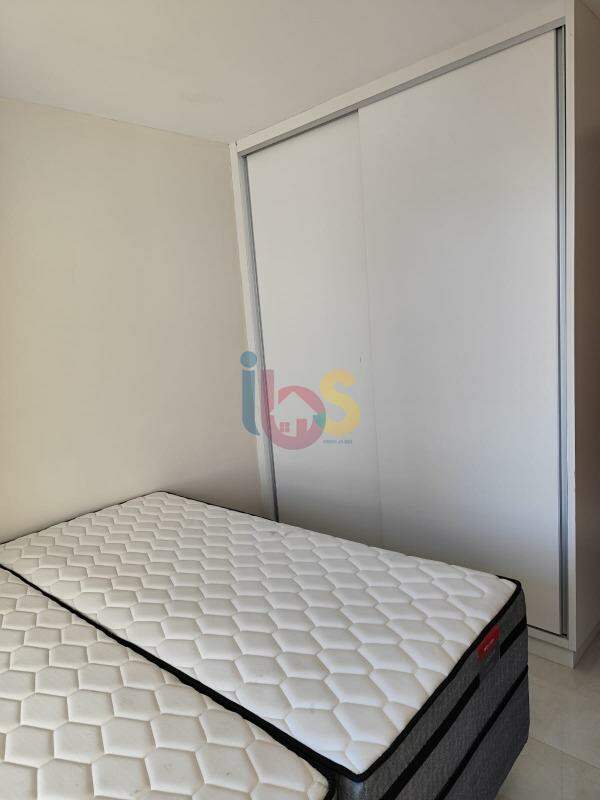 Apartamento à venda com 2 quartos, 62m² - Foto 9