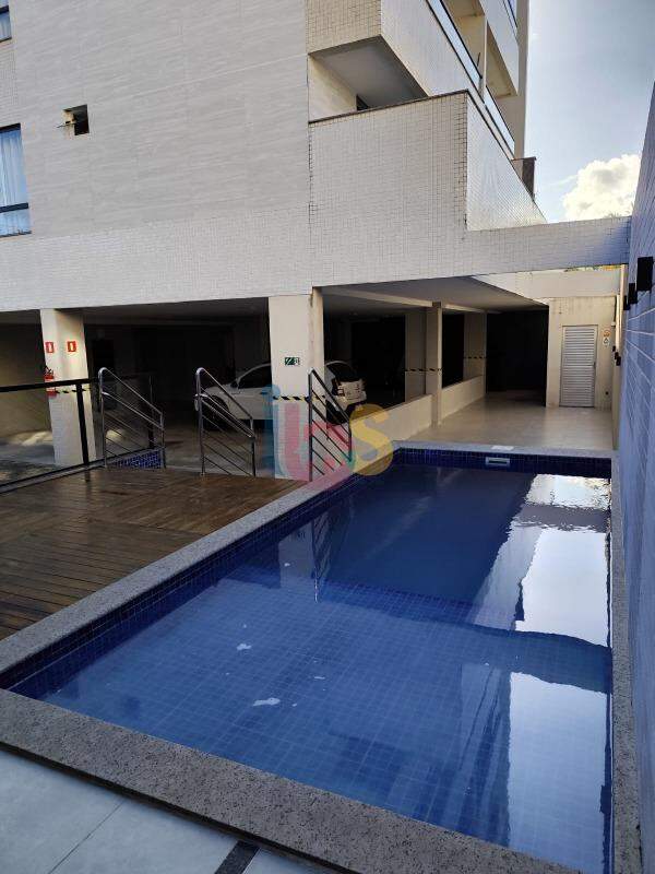 Apartamento à venda com 2 quartos, 62m² - Foto 1