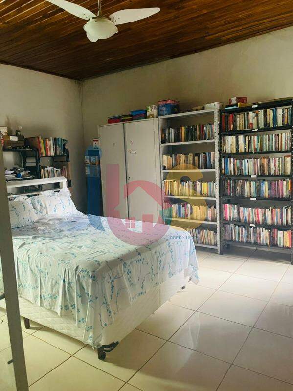 Casa à venda com 2 quartos, 225m² - Foto 8