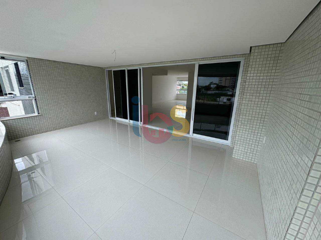 Apartamento à venda com 4 quartos, 198m² - Foto 6