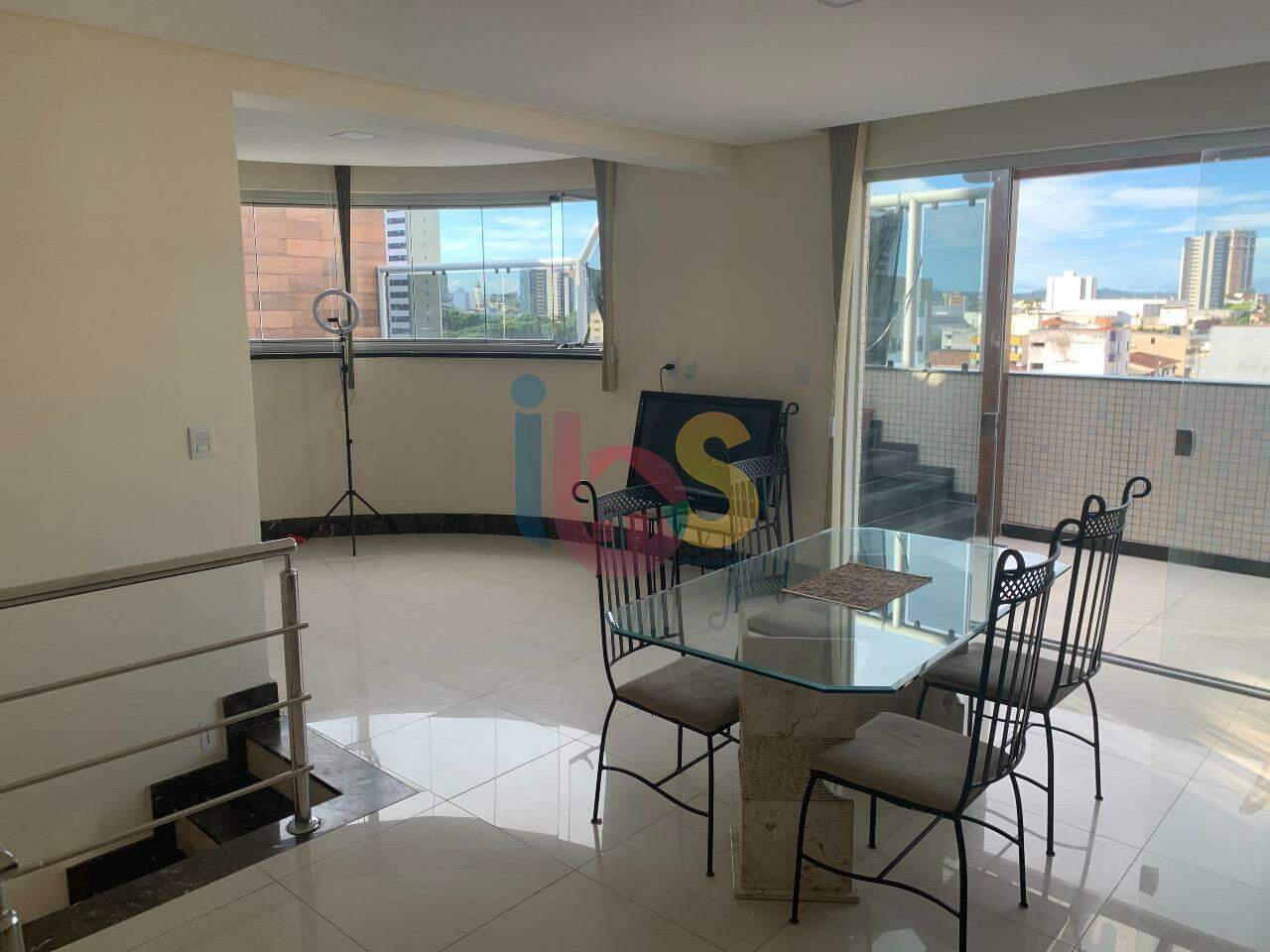 Apartamento à venda com 2 quartos, 229m² - Foto 3