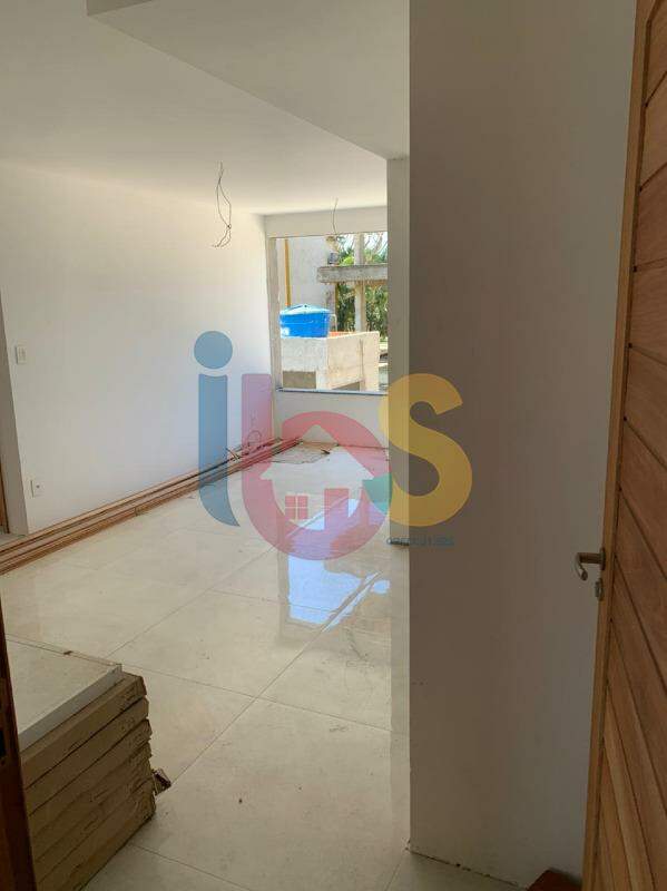 Apartamento à venda com 2 quartos, 64m² - Foto 1