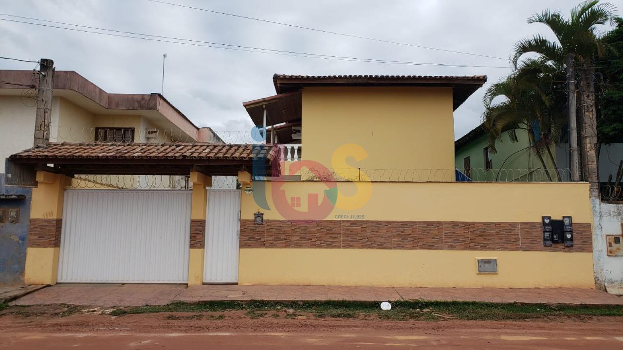 Casa à venda com 2 quartos, 105m² - Foto 1