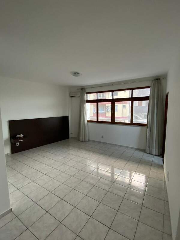 Apartamento à venda com 4 quartos, 140m² - Foto 16