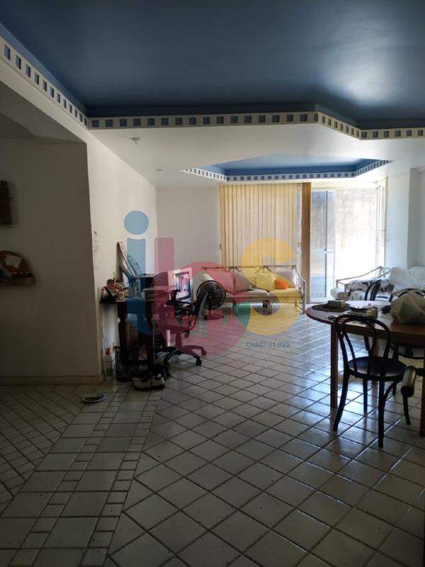 Apartamento à venda com 3 quartos, 146m² - Foto 3