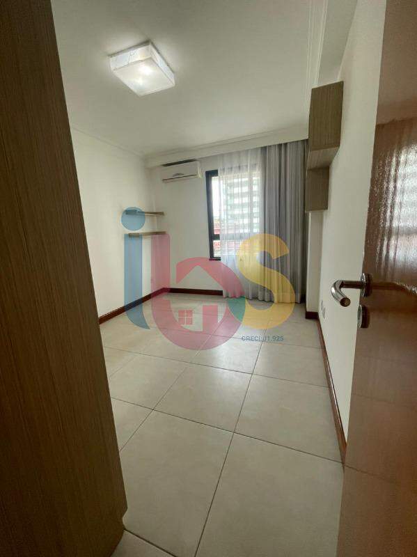 Apartamento à venda com 3 quartos, 130m² - Foto 5