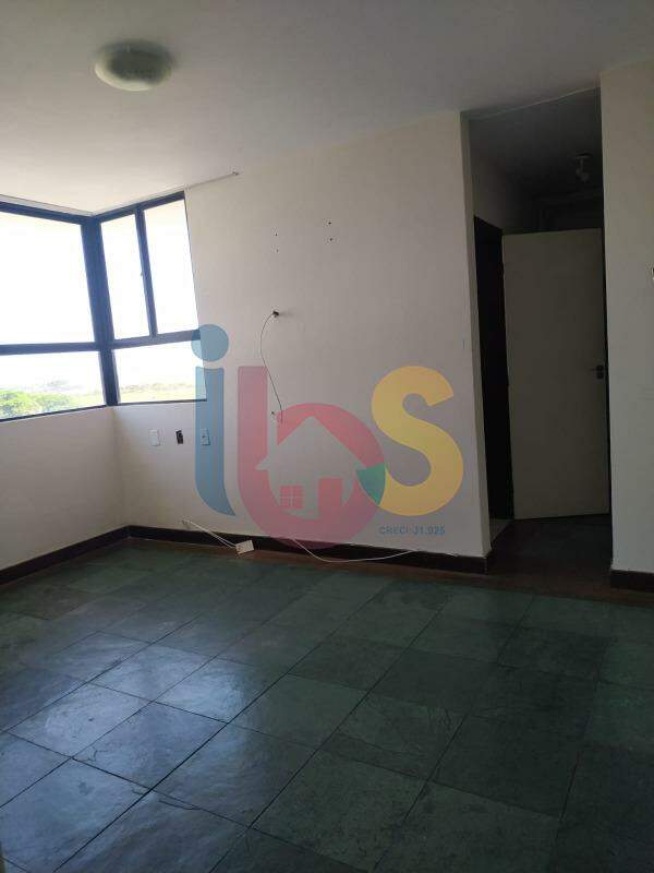 Apartamento à venda com 4 quartos, 196m² - Foto 11