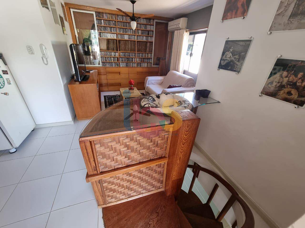 Cobertura à venda com 3 quartos, 200m² - Foto 12