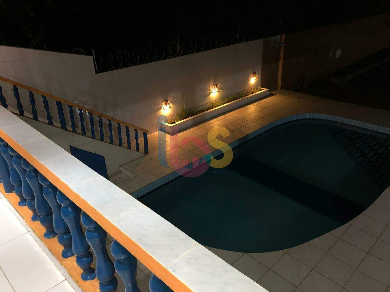 Casa à venda com 3 quartos, 350m² - Foto 12