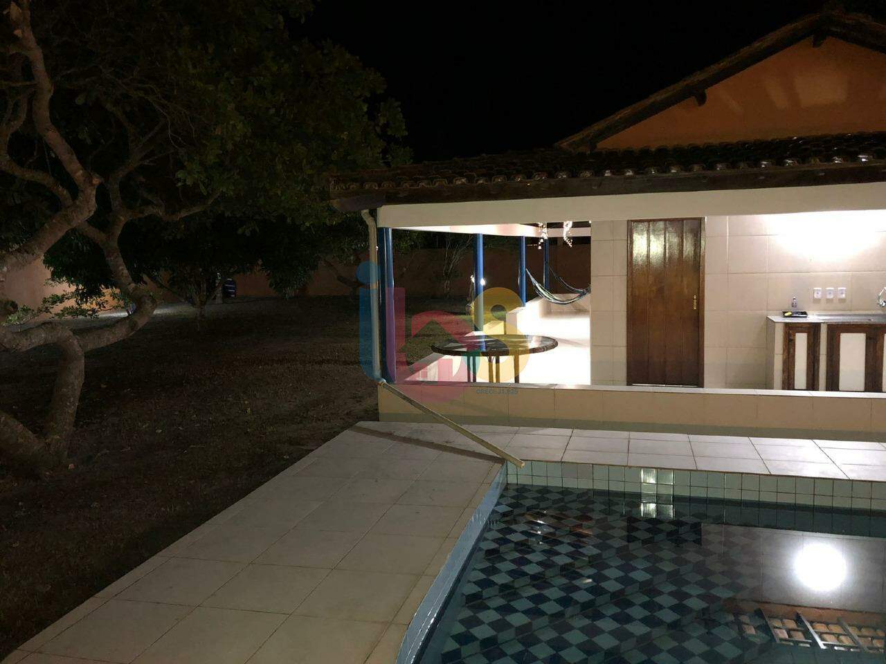 Casa à venda com 3 quartos, 350m² - Foto 11