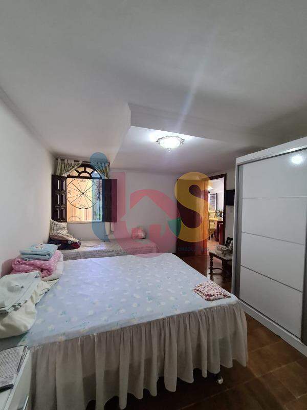 Casa à venda com 3 quartos, 100m² - Foto 8