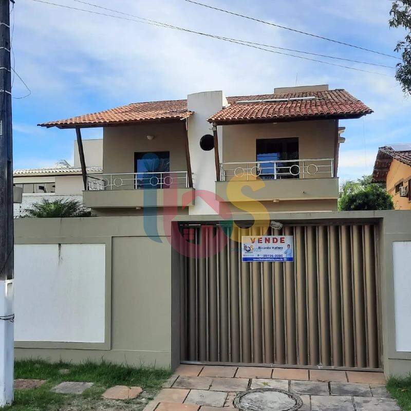 Casa à venda com 4 quartos, 450m² - Foto 1