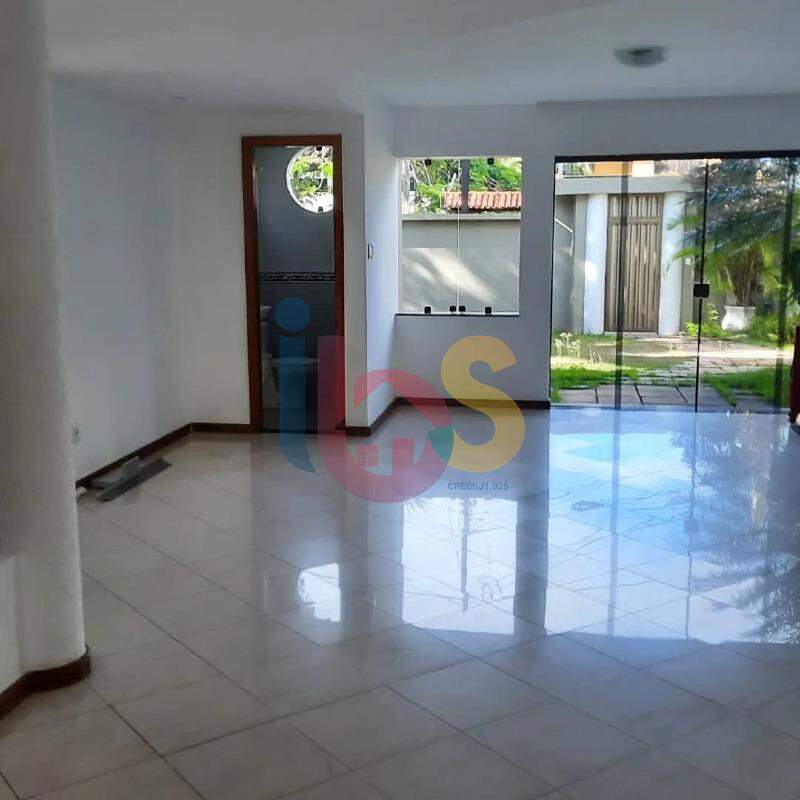 Casa à venda com 4 quartos, 450m² - Foto 3