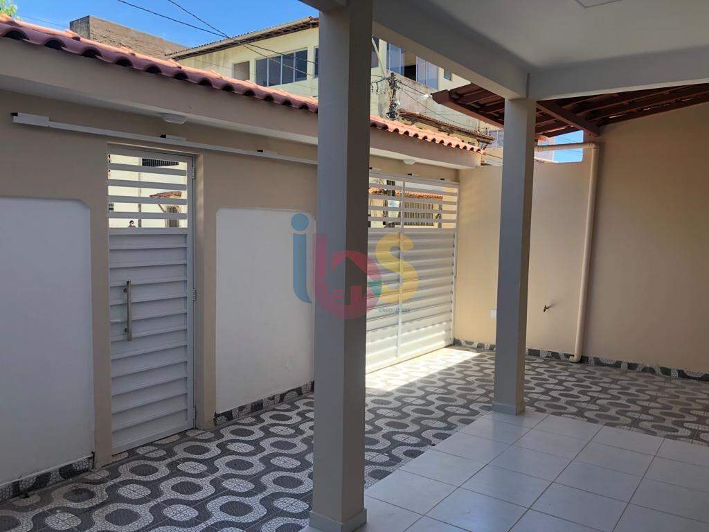 Casa à venda com 7 quartos, 155m² - Foto 2