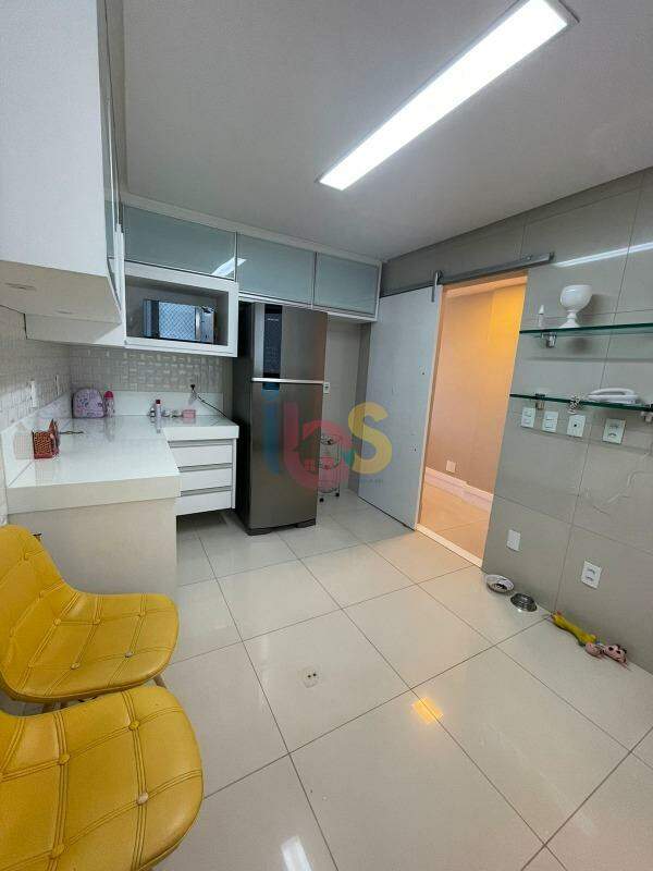 Cobertura à venda com 3 quartos, 146m² - Foto 4