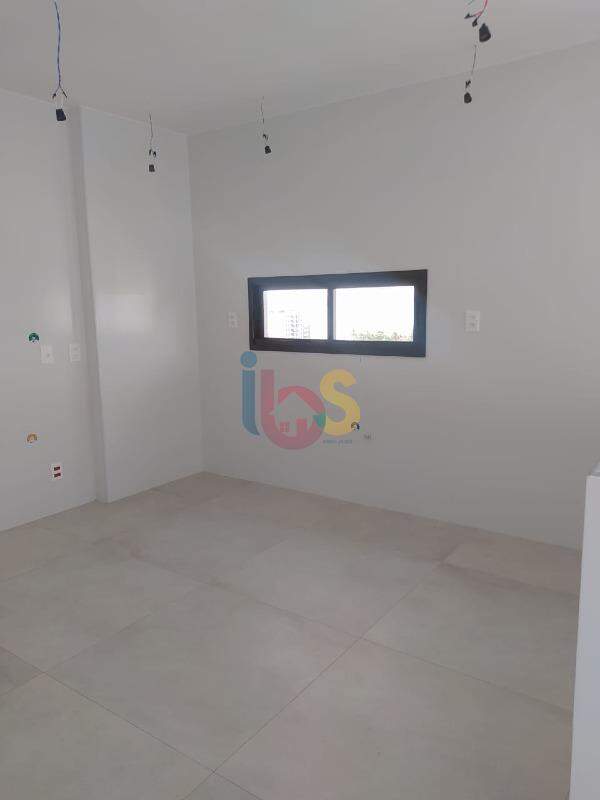 Cobertura para alugar com 4 quartos, 250m² - Foto 11