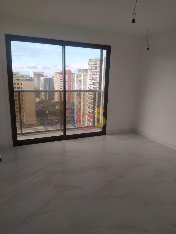 Cobertura para alugar com 4 quartos, 250m² - Foto 12