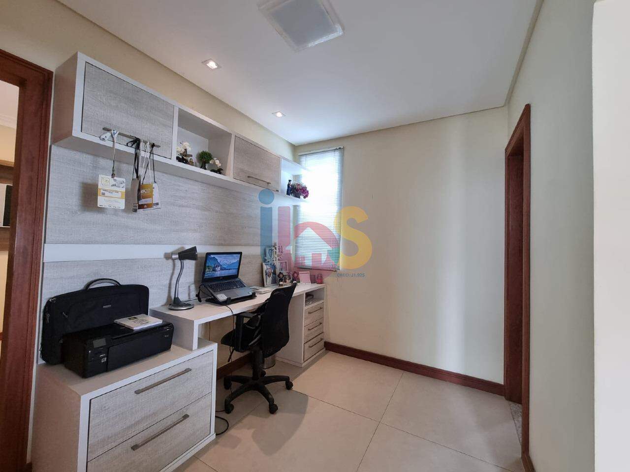 Casa à venda com 7 quartos, 260m² - Foto 21