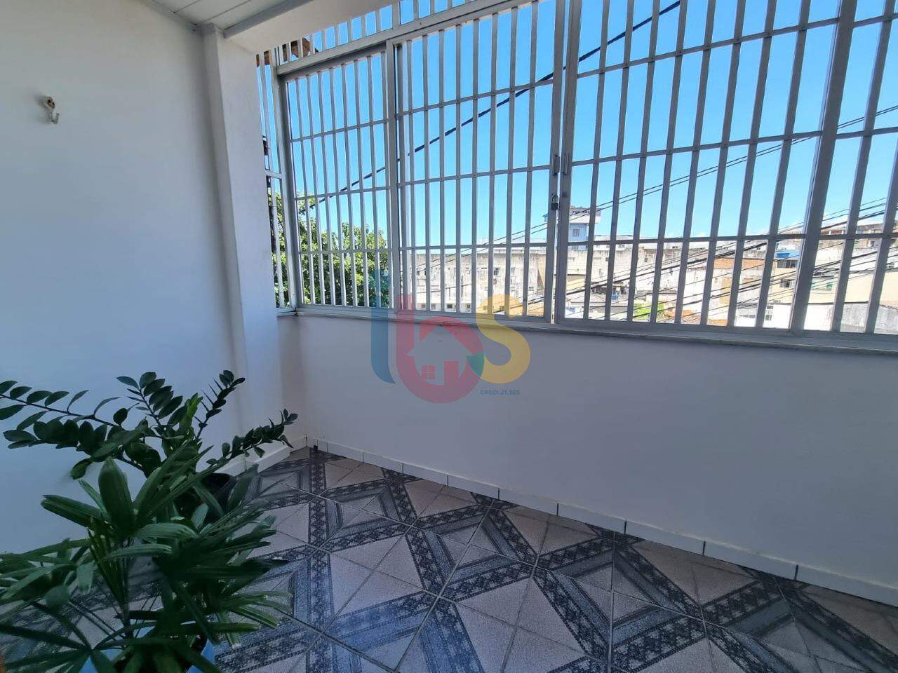 Casa à venda com 3 quartos, 250m² - Foto 10