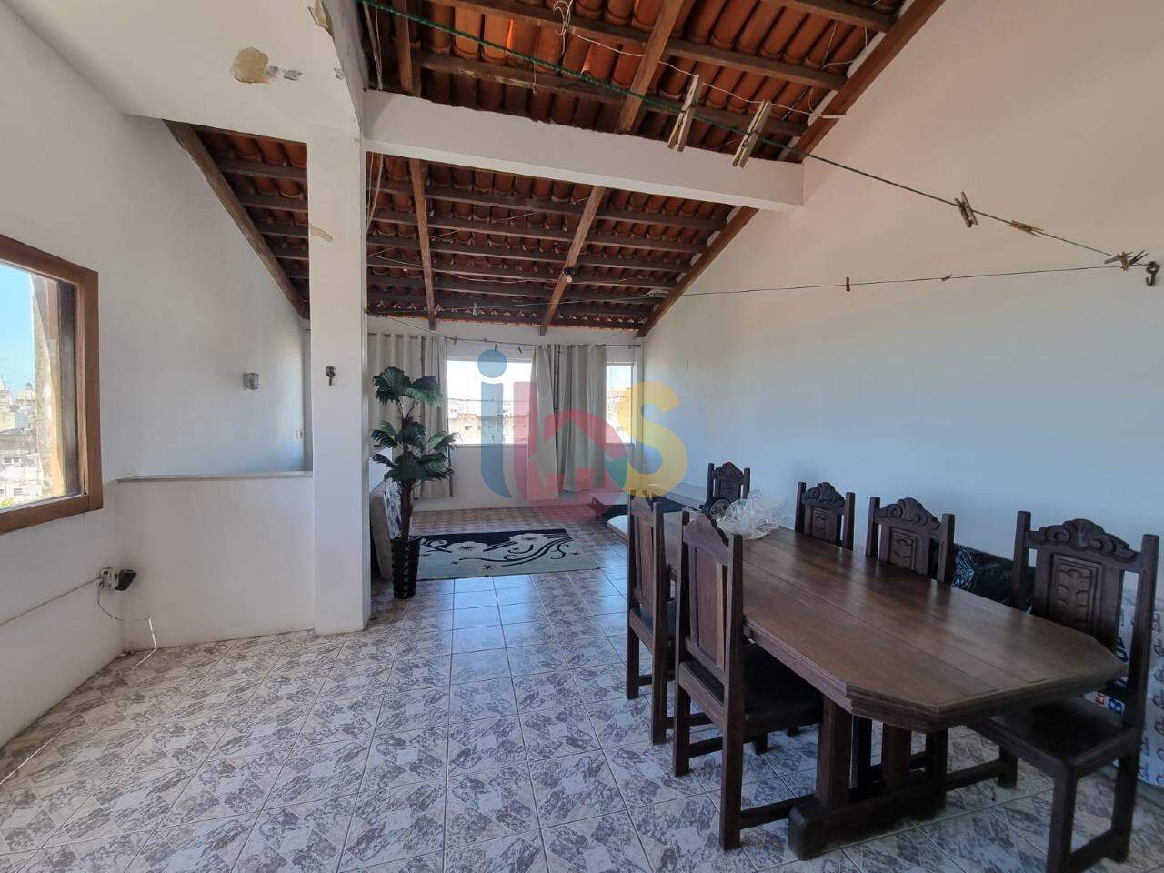 Casa à venda com 3 quartos, 250m² - Foto 12