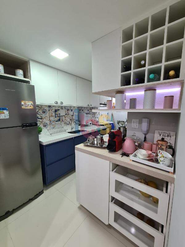 Apartamento à venda com 3 quartos, 80m² - Foto 6