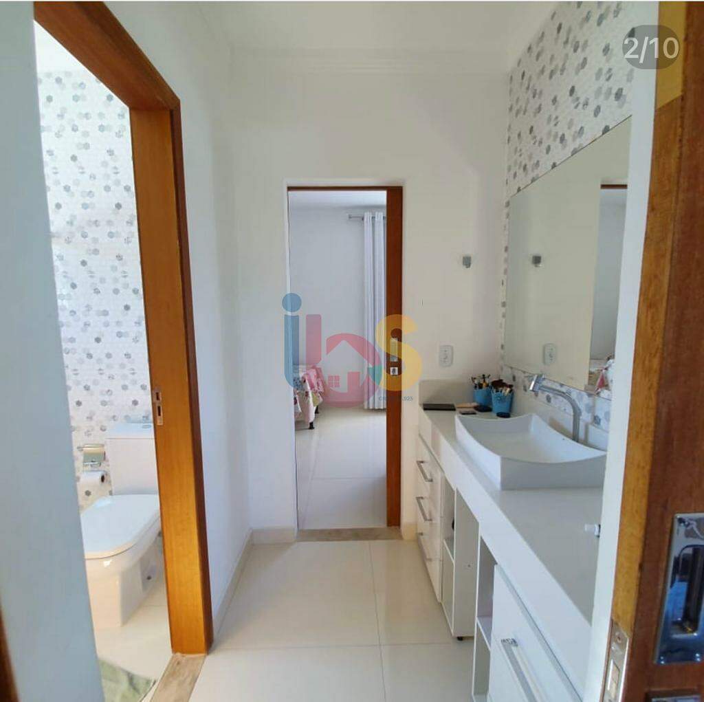 Casa à venda com 4 quartos, 250m² - Foto 6