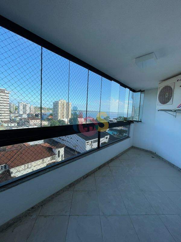 Apartamento à venda com 3 quartos, 137m² - Foto 2