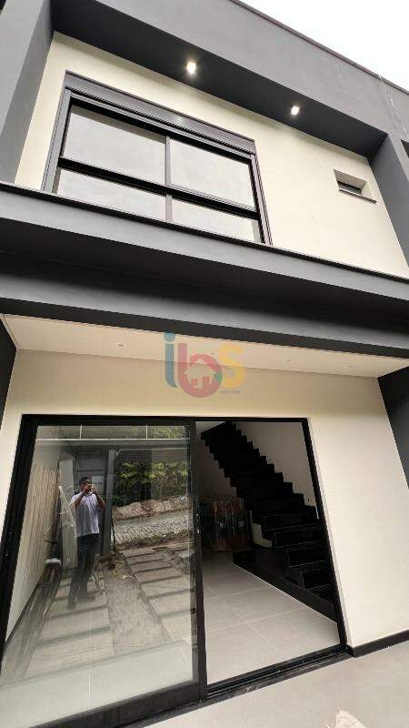 Casa à venda com 2 quartos, 140m² - Foto 22