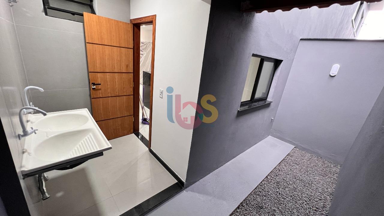 Casa à venda com 2 quartos, 140m² - Foto 13