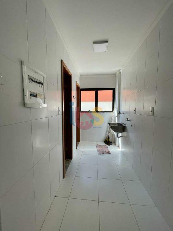 Apartamento à venda com 3 quartos, 262m² - Foto 18