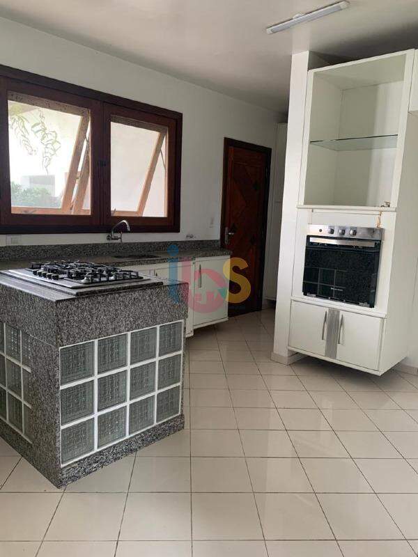 Casa à venda com 4 quartos, 300m² - Foto 20